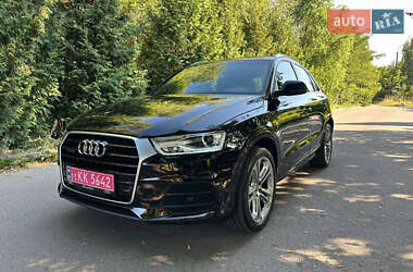 Позашляховик / Кросовер Audi Q3 2016 в 