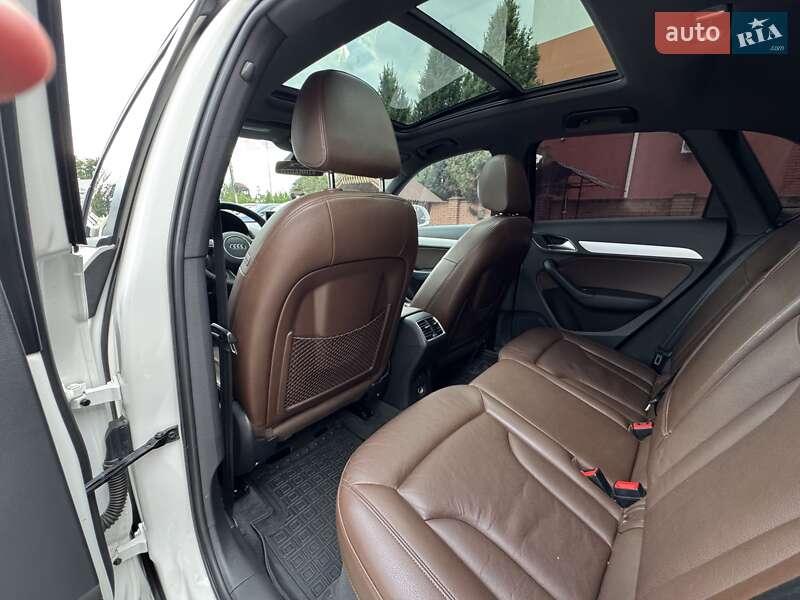 Внедорожник / Кроссовер Audi Q3 2017 в Виннице