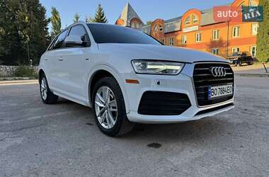 Позашляховик / Кросовер Audi Q3 2017 в 