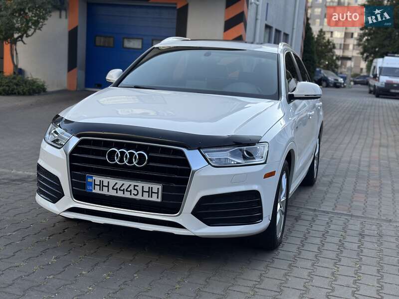 Позашляховик / Кросовер Audi Q3 2017 в Одесі