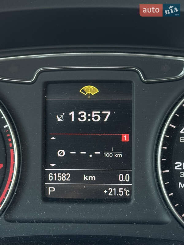 Внедорожник / Кроссовер Audi Q3 2018 в Киеве