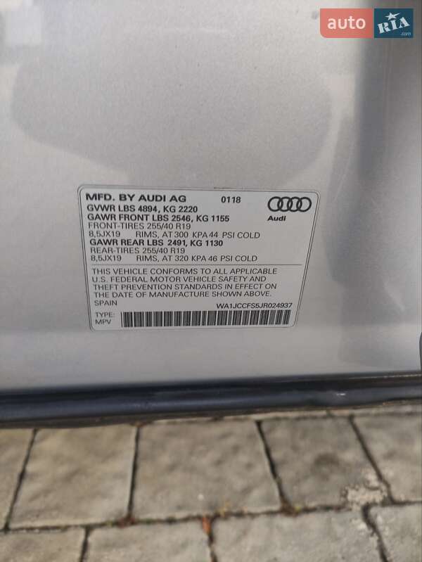 Внедорожник / Кроссовер Audi Q3 2018 в Львове