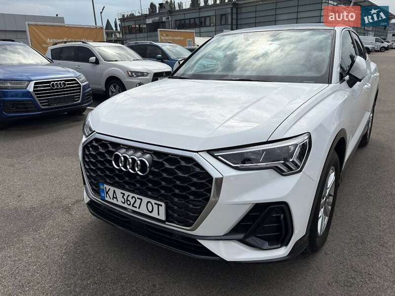 Внедорожник / Кроссовер Audi Q3 2024 в Ивано-Франковске