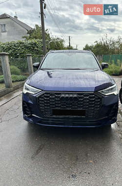 Позашляховик / Кросовер Audi Q3 2021 в Львові