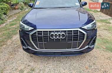 Audi Q3 2021