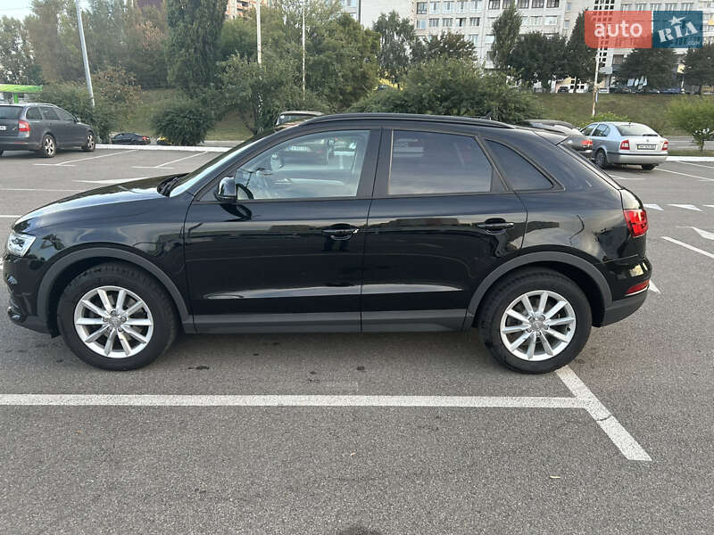 Позашляховик / Кросовер Audi Q3 2018 в Києві