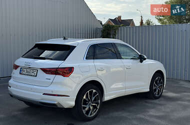Внедорожник / Кроссовер Audi Q3 2019 в 
