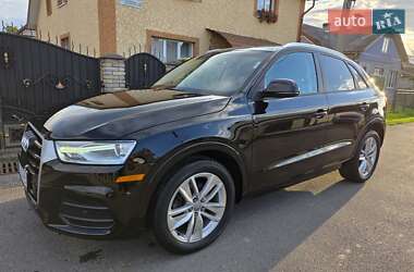 Позашляховик / Кросовер Audi Q3 2017 в 