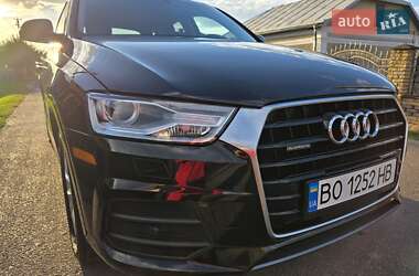 Позашляховик / Кросовер Audi Q3 2017 в 