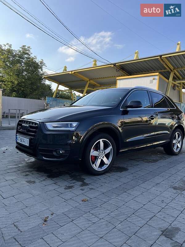 Внедорожник / Кроссовер Audi Q3 2015 в Ивано-Франковске