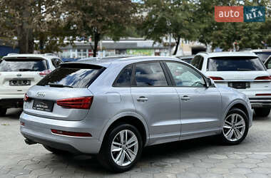 Позашляховик / Кросовер Audi Q3 2017 в 