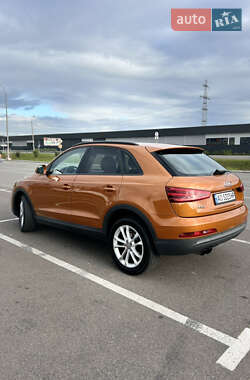 Внедорожник / Кроссовер Audi Q3 2012 в 