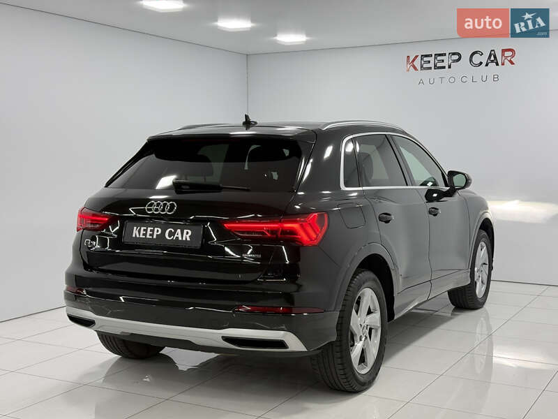 Внедорожник / Кроссовер Audi Q3 2019 в Одессе