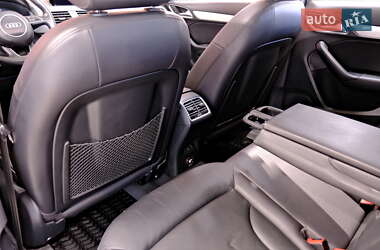 Позашляховик / Кросовер Audi Q3 2018 в 
