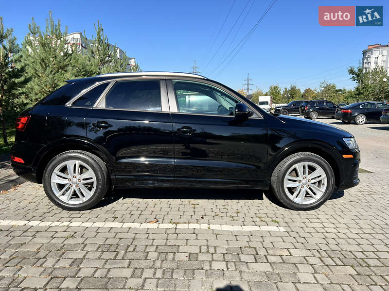 Внедорожник / Кроссовер Audi Q3 2016 в Ивано-Франковске