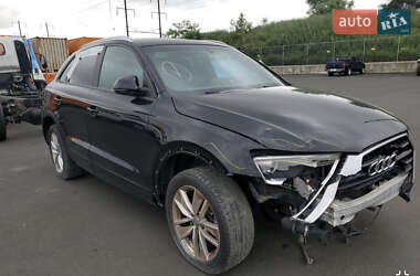 Внедорожник / Кроссовер Audi Q3 2017 в 