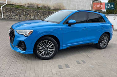 Внедорожник / Кроссовер Audi Q3 2020 в 