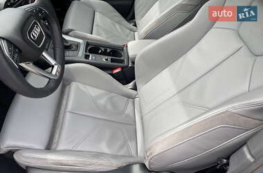 Внедорожник / Кроссовер Audi Q3 2020 в 