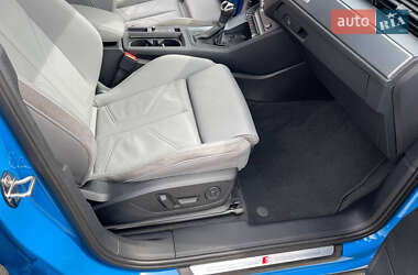 Внедорожник / Кроссовер Audi Q3 2020 в 