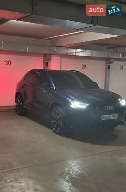 Внедорожник / Кроссовер Audi Q3 2024 в 