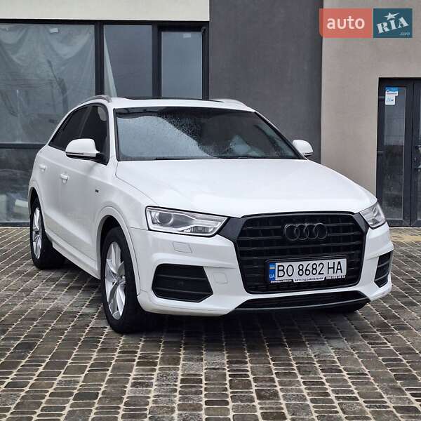 Внедорожник / Кроссовер Audi Q3 2017 в Тернополе
