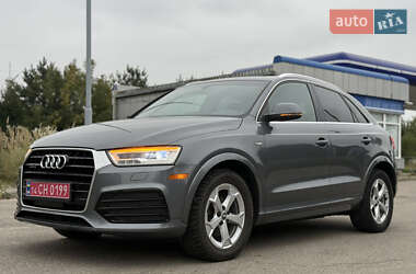 Внедорожник / Кроссовер Audi Q3 2015 в 