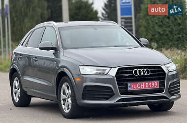 Внедорожник / Кроссовер Audi Q3 2015 в 