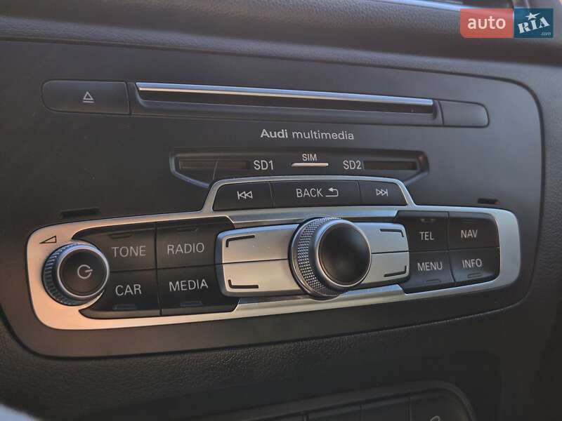 Позашляховик / Кросовер Audi Q3 2016 в Львові