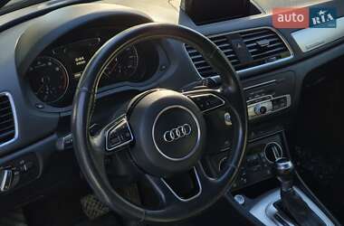 Внедорожник / Кроссовер Audi Q3 2016 в 