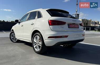 Внедорожник / Кроссовер Audi Q3 2018 в 