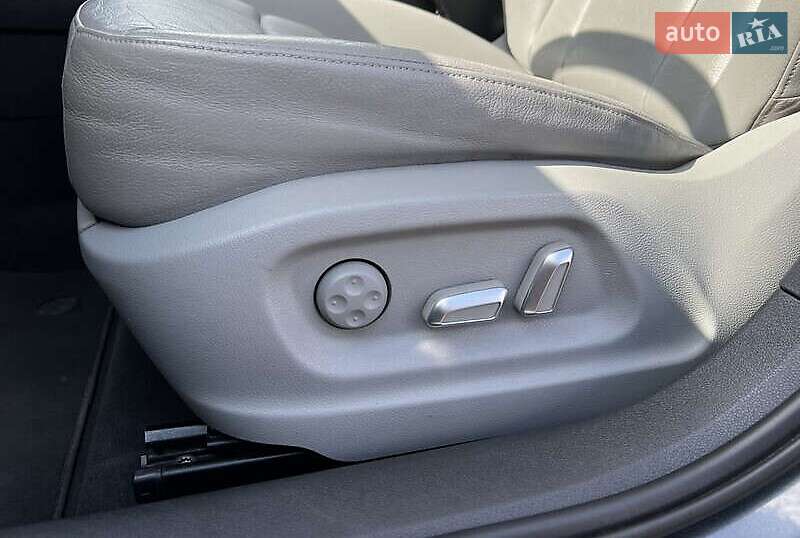 Позашляховик / Кросовер Audi Q3 2017 в Рівному фото 8 Позашляховик / Кросовер Audi Q3 2017 в Рівному