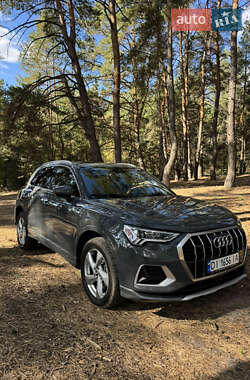 Внедорожник / Кроссовер Audi Q3 2019 в 