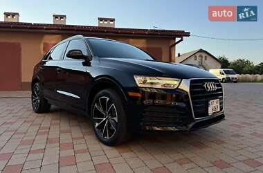 Позашляховик / Кросовер Audi Q3 2018 в 