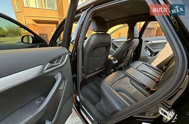 Позашляховик / Кросовер Audi Q3 2018 в 
