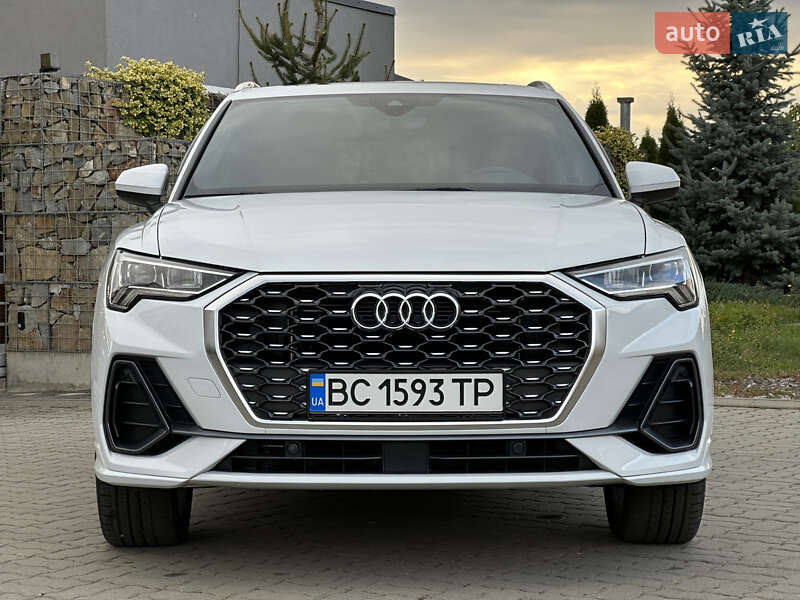 Позашляховик / Кросовер Audi Q3 2020 в Стрию