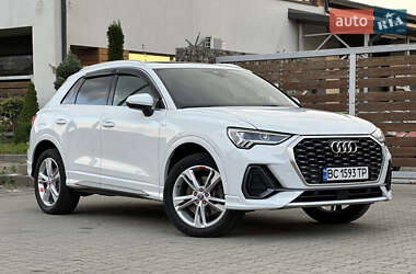 Внедорожник / Кроссовер Audi Q3 2020 в 