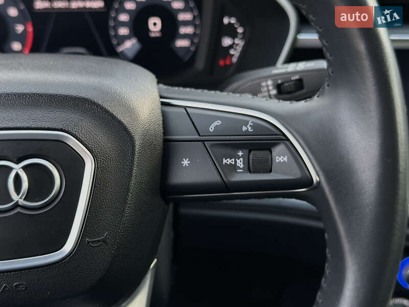 Позашляховик / Кросовер Audi Q3 2020 в Стрию