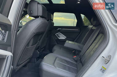 Внедорожник / Кроссовер Audi Q3 2020 в 