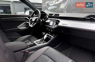 Внедорожник / Кроссовер Audi Q3 2020 в 