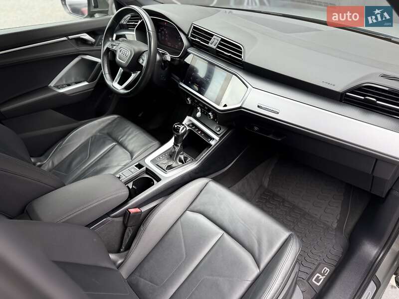 Позашляховик / Кросовер Audi Q3 2020 в Львові