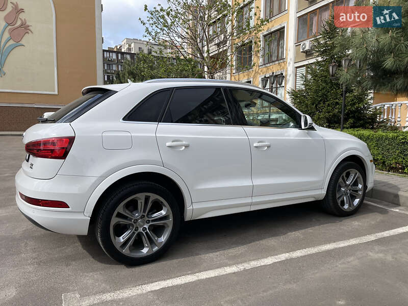 Позашляховик / Кросовер Audi Q3 2016 в Одесі