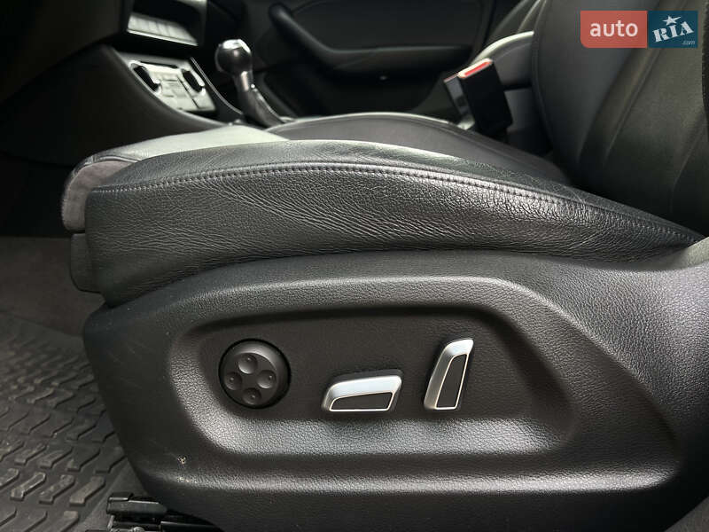 Позашляховик / Кросовер Audi Q3 2016 в Одесі