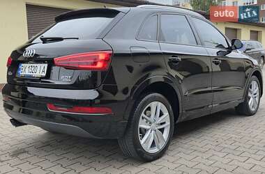Позашляховик / Кросовер Audi Q3 2016 в 