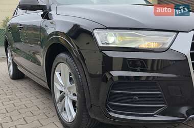 Позашляховик / Кросовер Audi Q3 2016 в 