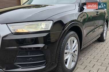 Позашляховик / Кросовер Audi Q3 2016 в 