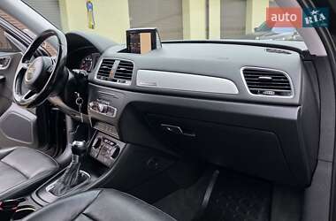 Позашляховик / Кросовер Audi Q3 2016 в 