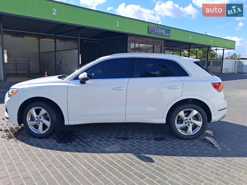 Внедорожник / Кроссовер Audi Q3 2019 в Одессе фото 3 Внедорожник / Кроссовер Audi Q3 2019 в Одессе