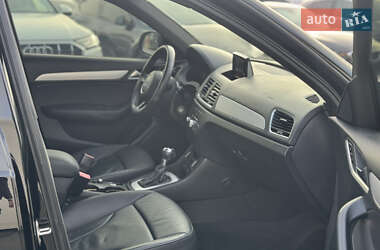 Внедорожник / Кроссовер Audi Q3 2018 в 