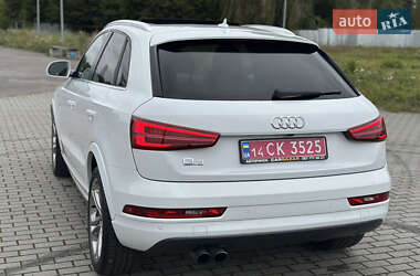 Позашляховик / Кросовер Audi Q3 2017 в 