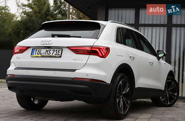 Позашляховик / Кросовер Audi Q3 2020 в 